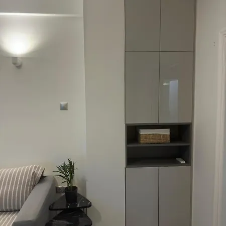 The Parthenon Cave Apartment Athens